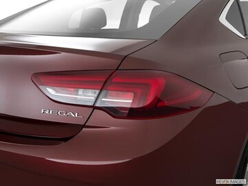 2019 Buick Regal Sportback Pricing Ratings Amp Reviews